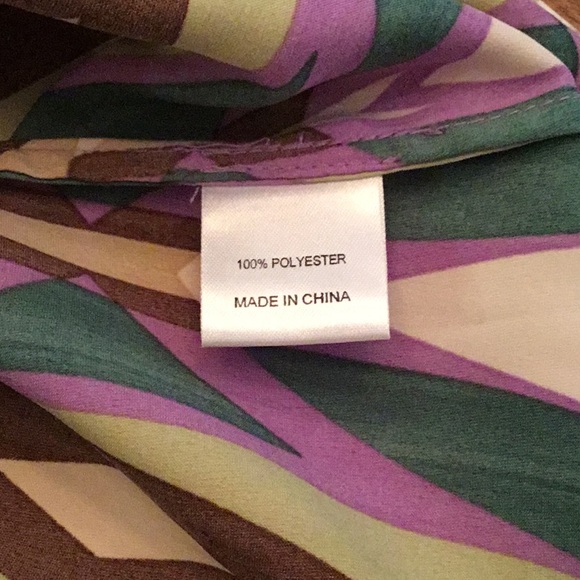 PENTA Green Silkish Jacket with Sleeveless Blouse - Picture 8 of 8